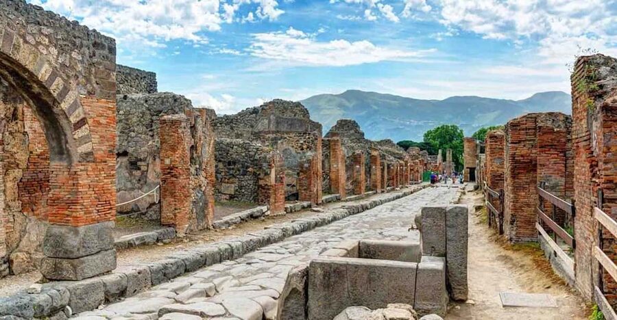From Naples or Pompeii: Pompeii Skip-the-Line Entry and Tour - Price and value: is $47 reasonable for what you get?
