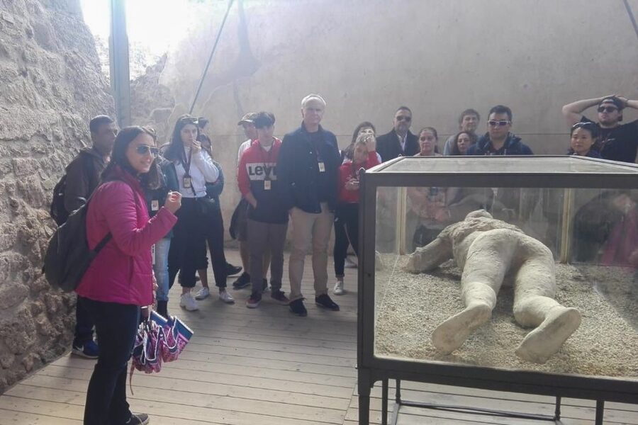 From Naples: Pompeii and Herculaneum Tour with Lunch - The walking, heat, and pacing details that actually matter