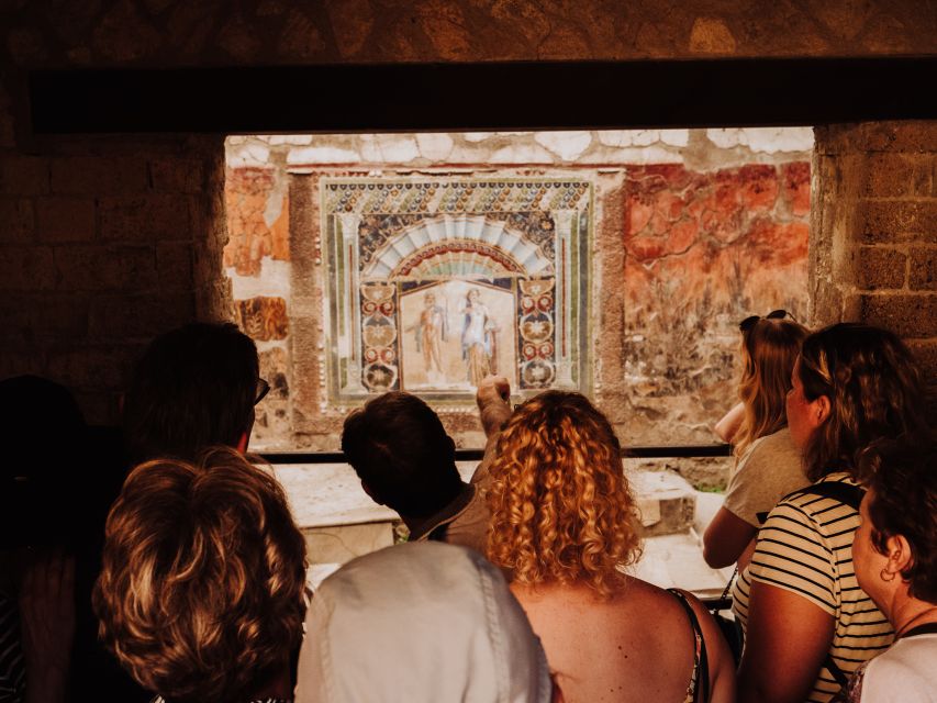 From Naples: Pompeii & Herculaneum with Archaeologist Guide - Pace, shoes, and the small-group difference