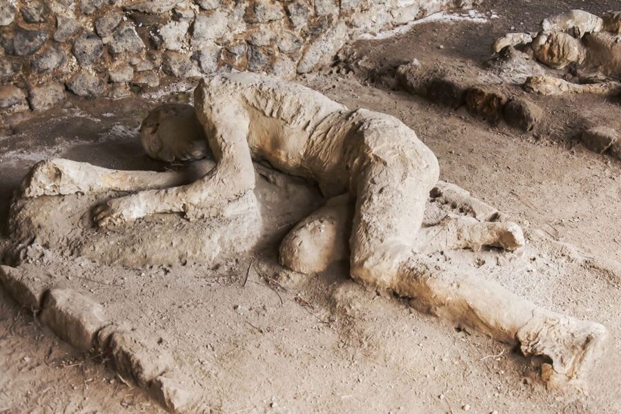 From Naples: Pompeii Skip-the-Line Entry Ticket and Tour - Key points to know