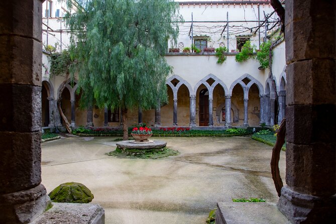 From Naples: Private Tour Pompei and Sorrento with lunch - Who this Pompeii and Sorrento private tour fits best