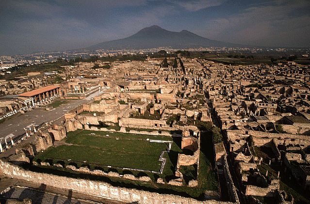from Naples - Private Tour Pompeii, Vesuvius, and Sorrento - Sorrento to Pompeii to Vesuvius, a Full 8-Hour Arc