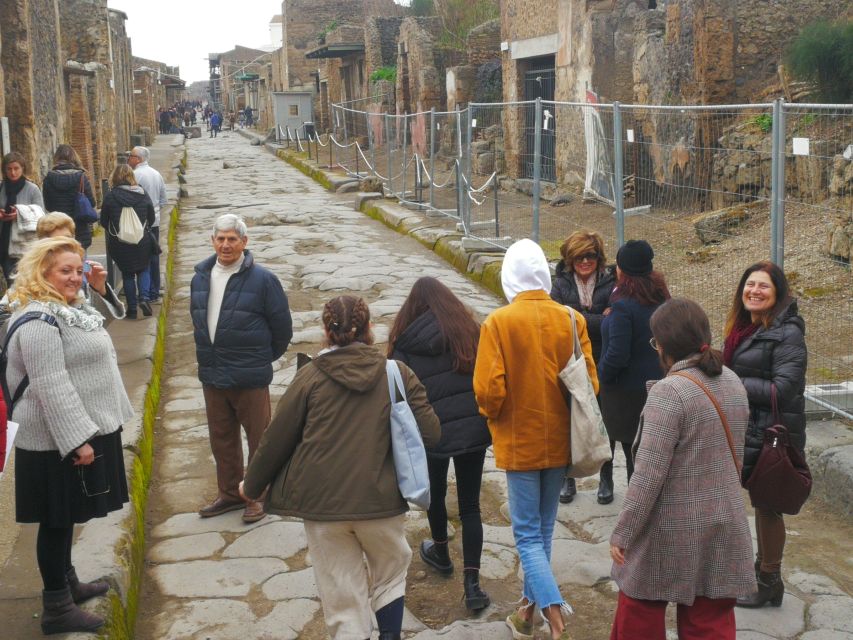 From Naples/Salerno : Positano , Pompeii & Sorrento Day Tour - The ride from Naples or Salerno to the Amalfi edge