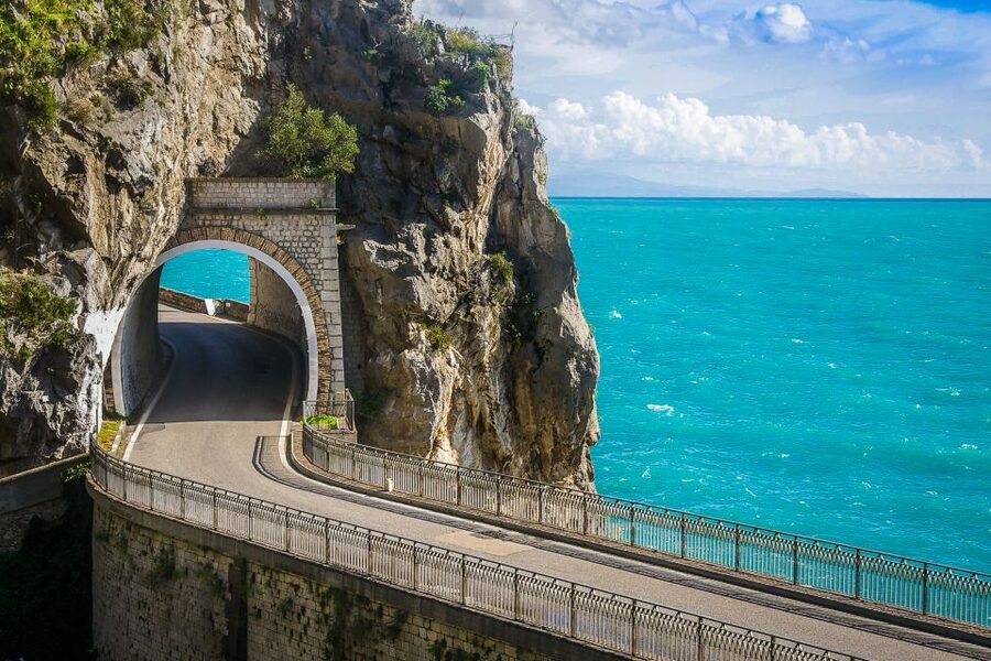 From Naples: Transfer to Positano with Pompeii Guided Tour - How the Pompeii Stop Fits Into Your Day