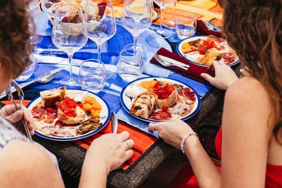 From Naples: Wine Tasting Tour on Vesuvius Slopes with Lunch - The heart of the tour: Mediterranean lunch paired with multiple wines