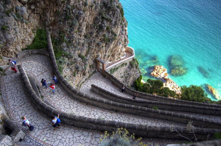 From Pompei: Capri shared tour - Key highlights worth factoring in