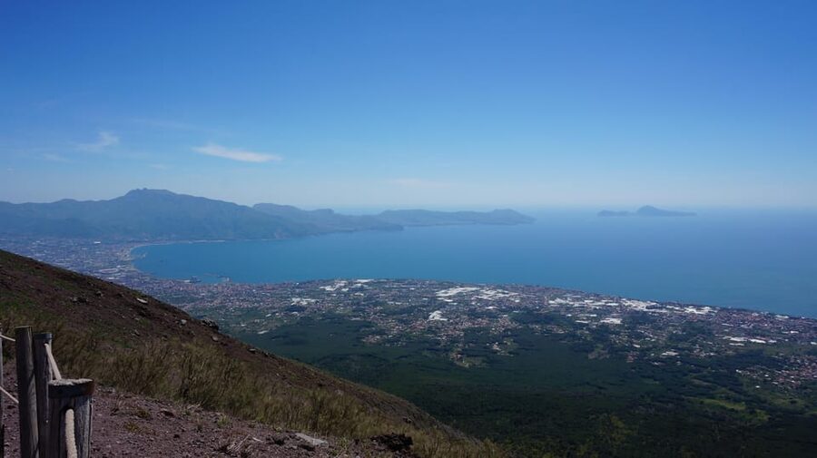From Pompei: Mount Vesuvius Sunset Trip with Entry Ticket - Pompeii to Vesuvius at Golden Hour: What This Trip Is