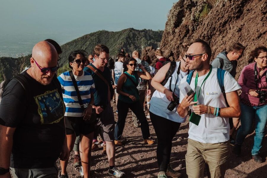 From Pompeii: Mount Vesuvius Guided Tour with Transfer - From Porta Marina Superiore to the Van: Getting to Vesuvius Smoothly