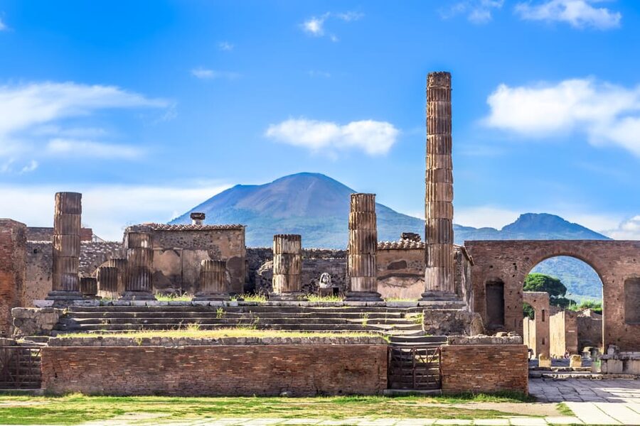 From Salerno_Pompeii Express_bus+ skip the line ticket - Price and Value Check for $93 Per Person