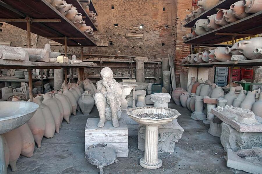 From Salerno_Pompeii Express: bus transfer+entrance ticket - Audio guide and map: making the self-guided format work