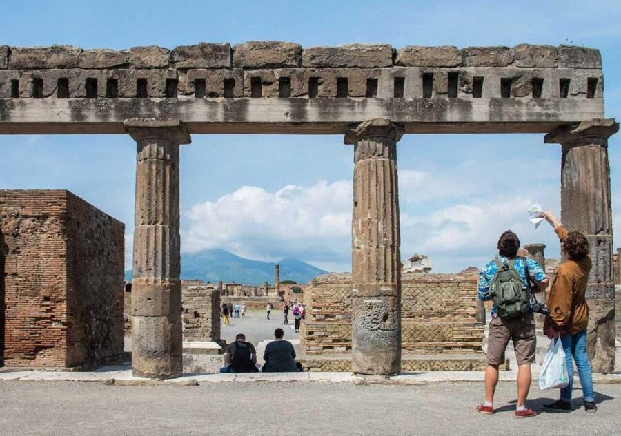 From Sorrento: Pompeii with an Archaeological Guide & Ticket - Pompeii from Sorrento: the value of a tight schedule