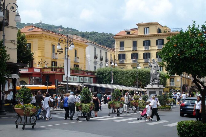 Group Tour to Sorrento, Positano, Amalfi with Optional Boat Ride - Time Management: How to Avoid Feeling Rushed