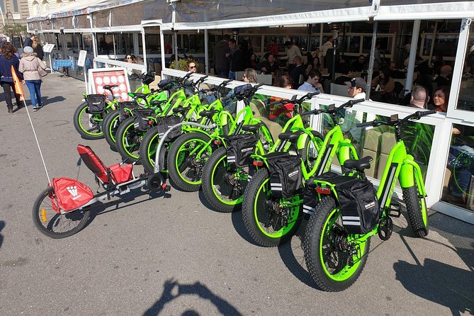 Guided tour of Naples by FAT electric bike - Centro Storico Circuit: Duomo, Spaccanapoli, Santa Chiara, San Domenico