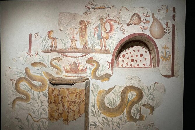 Guided tour of Pompeii with a writer - Who this guided Pompeii experience fits best