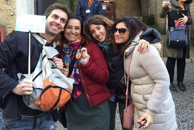 Guided tour of the Sanità District with an art expert - Sanfelice Palace: nobility in plain sight