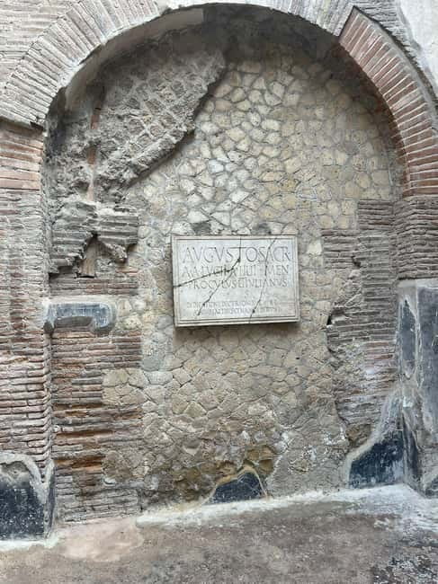 HERCULANEUM AND VESUVIUS: PRESTIGE TOUR FROM NAPLES - Should you book Herculaneum and Vesuvius from Naples?