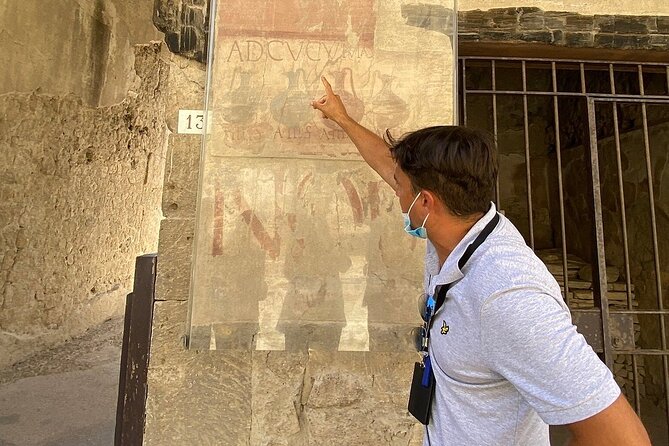 Herculaneum Private Tour with an Expert Archaeologist - Shops and the market: seeing daily work, not just big rooms