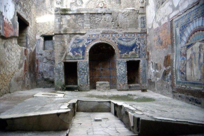 Herculaneum Ruins - What’s included in the vehicle, and why it matters