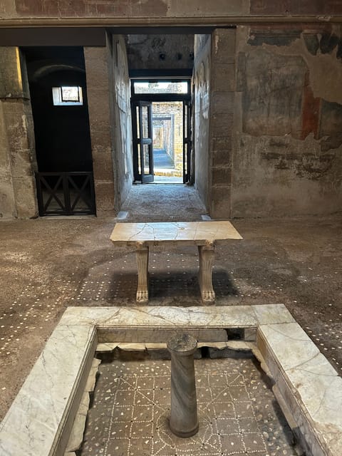 Herculaneum - Small Group Tour (admission included) - The eruption story you actually need to know