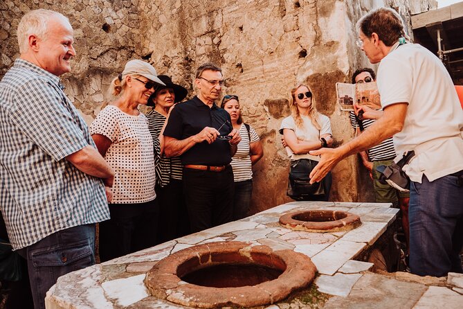 Herculaneum Small Group Tour and Ticket With an Archaeologist - Meeting point, getting there fast, and how the walk feels