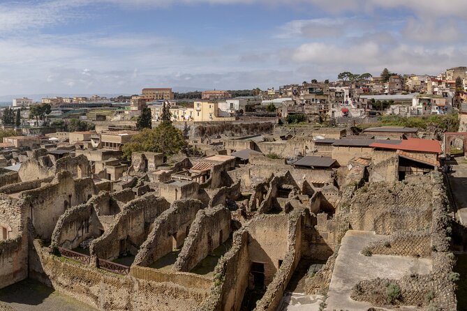 Herculaneum, Vesuvius and Pompeii Full Day Tour from Naples - Stop 1: Naples for about 20 minutes, then you’re gone