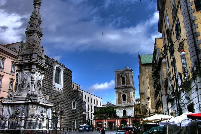 Incredible Naples: Private Walking Tour with Expert Local Guide - A 3-hour Naples plan that avoids the typical tourist trap