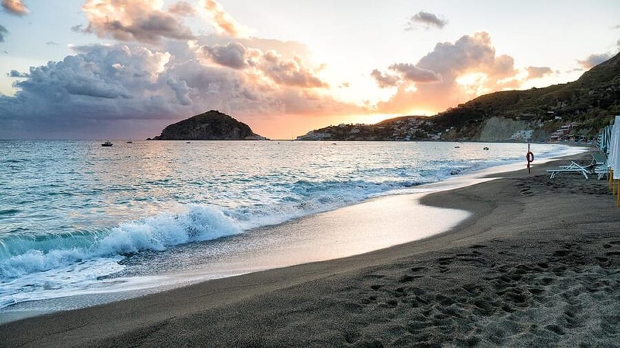 Ischia: Sant'Angelo e Maronti with Transfers from Naples - Should you book? My take