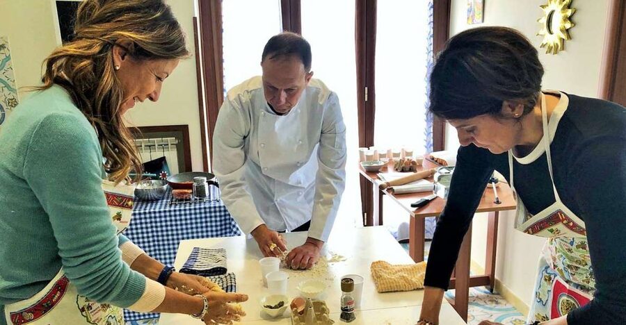 Make Neapolitan Pizza With A View Of Naples Like No Other - Why Neapolitan ingredients make this feel authentic