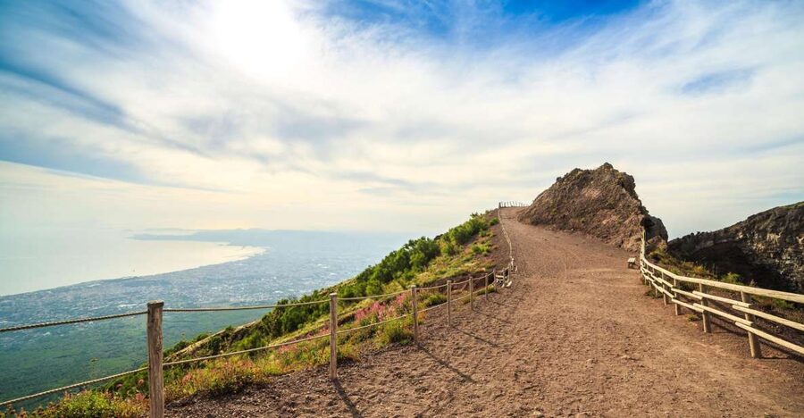 Mount Vesuvius 4-Hour Volcano Tour with Wine Tasting - Two trail choices, crater views vs lava tunnels