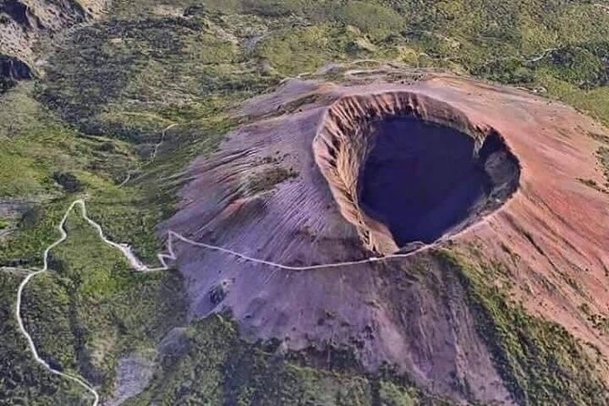 Mt Vesuvius with Winery Visit - How the private pickup works in Naples (cruise, hotel, station, B&B)
