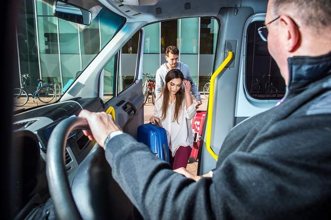 Naples Airport private departure transfer (Naples Hotels to Naples Airport) - The Pickup Process: How You Find the Driver Fast