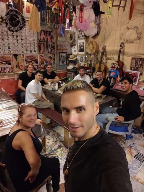 Naples: Authentic Family Home Lunch with Music Show & Spanish Quarters Tour - The Spanish Quarters alley tour, from once-forbidden streets to today