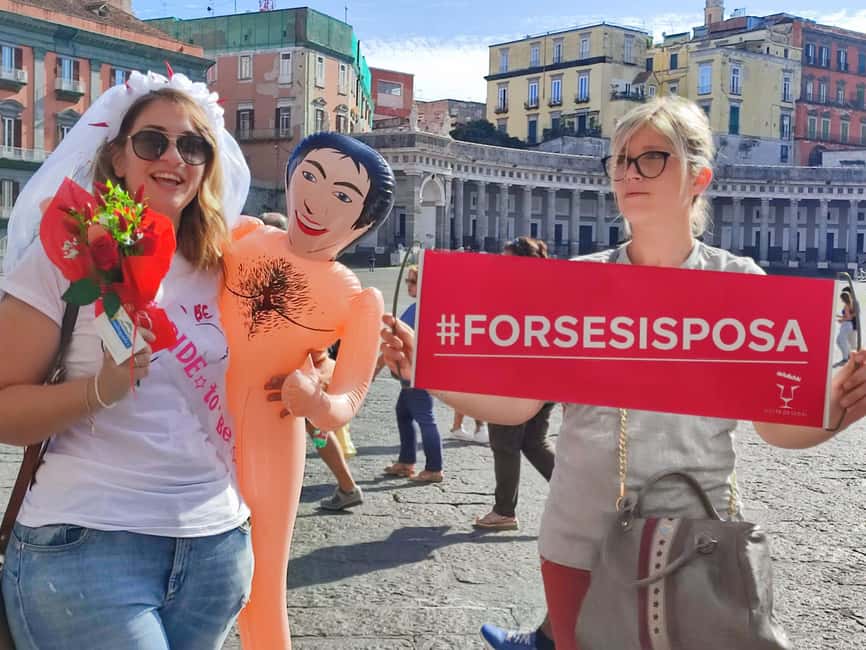 Naples: Bachelorette Party with Insolitaguida - Superstitious Tests That Turn Into Group Theater