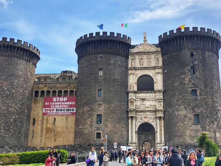 Naples Best City Highlights Tour with Local Guide - Gesù Nuovo Church and how Naples survived occupation