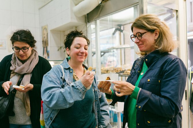 Naples by Night: Ultimate Neapolitan Tasting Tour - Pizzette, Mozzarella, Provola, and Taralli