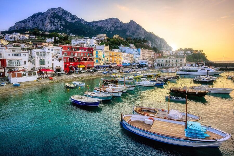 Naples: Capri Transfer with Island Boat Tour and Free Time - The guided Capri boat tour, Faraglioni and cave scenery