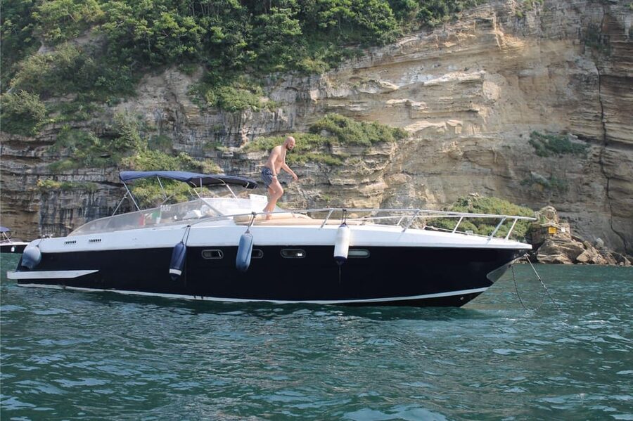 Naples: City Boat Tour with Aperitif - Finding Borgo Marinari and the La Bersagliera port steps