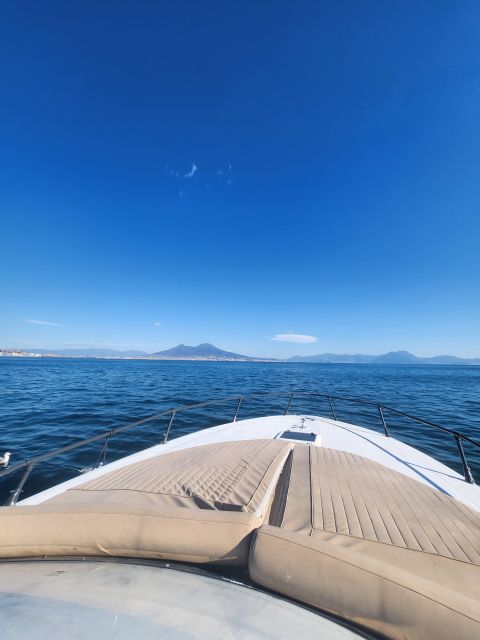 Naples: City Boat Tour with Aperitif - Boarding the 13-meter Gradasso: the comfort factor matters