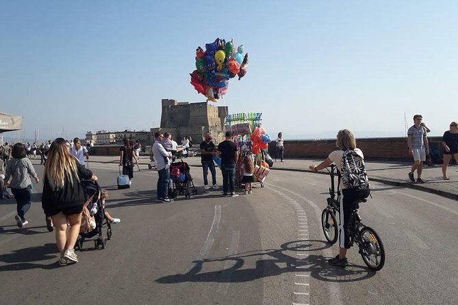 Naples electric bike tour Partenope - Via Caracciolo and Villa Comunale: when the city turns into a garden promenade