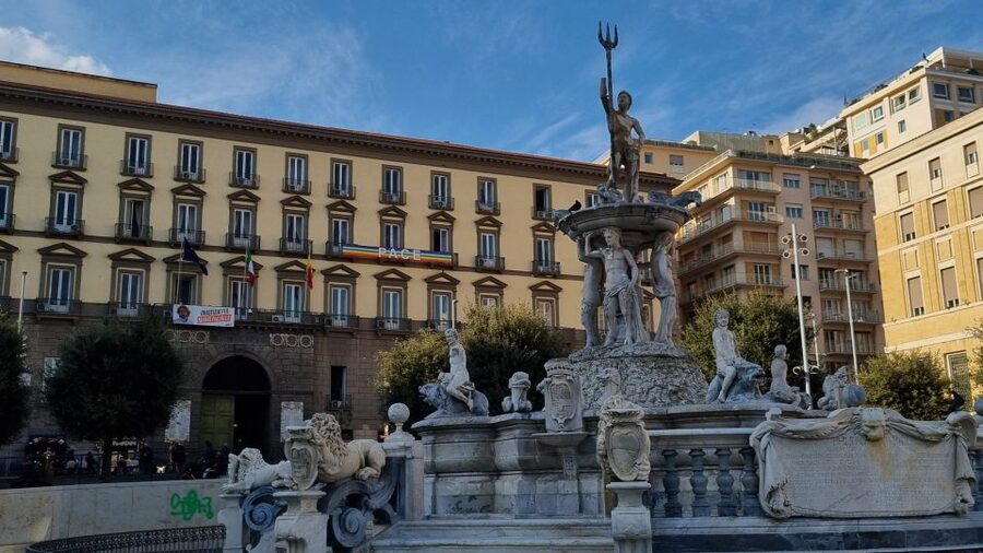 Naples Essentials: Monuments, Local Life & Street Art - Quartieri Spagnoli: where everyday life and street art tell the truth