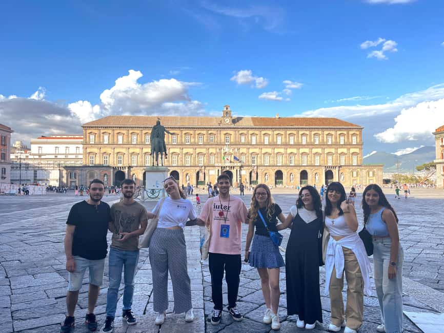 Naples: Family Mythology Treasure Hunt w/ Food Stop - The route from Via Duomo to Piazza del Plebiscito