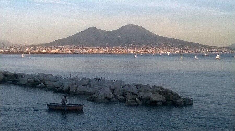 Naples: Guided Walking Tour - Where the tour starts, and why Gran Caffe Gambrinus matters
