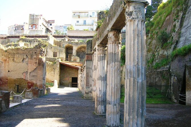 Naples: Herculaneum Entry Ticket with Digital Audio Tour - What you actually see on a self-guided Herculaneum loop