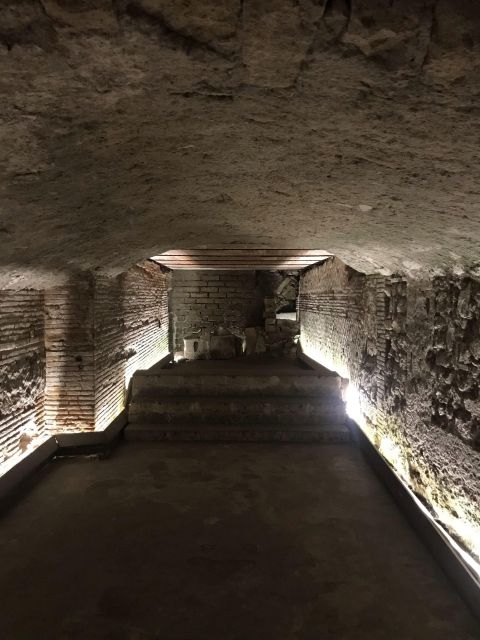 Naples: Historic Center Guided Tour with Underground Ruins - San Lorenzo Maggiore and the 10-Meter Descent Into Napoli Sotterranea