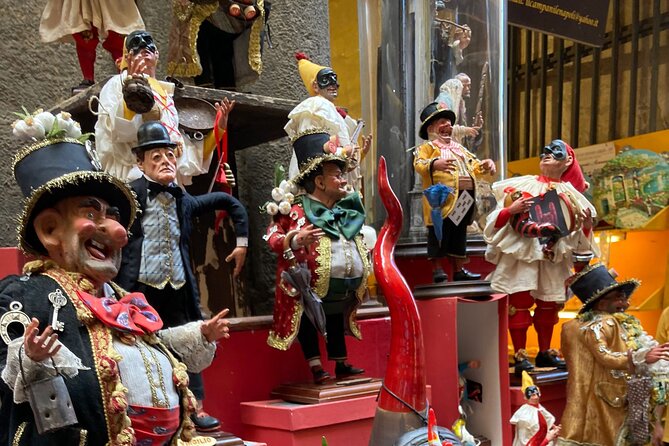 Naples Historic Center: Traditions & Folklore Small Group Tour - The skulls of Purgatory at Santa Maria delle Anime del Purgatorio ad Arco
