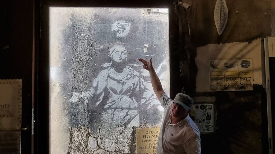 Naples: Historic City Center Guided Walking Tour - Should you book the Naples Historic City Center Guided Walking Tour?