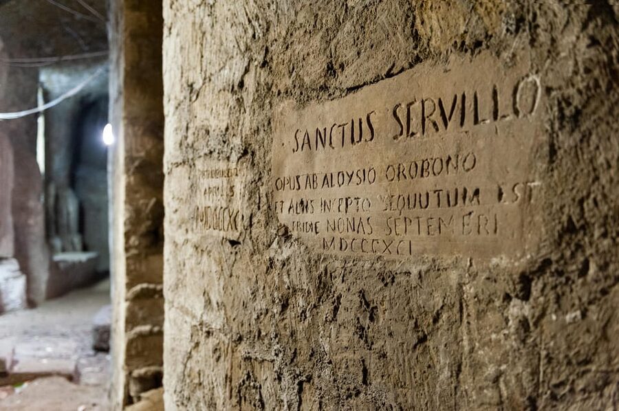 Naples: Ipogeo dei Cristallini Guided Tour - The Medusa moment you will remember