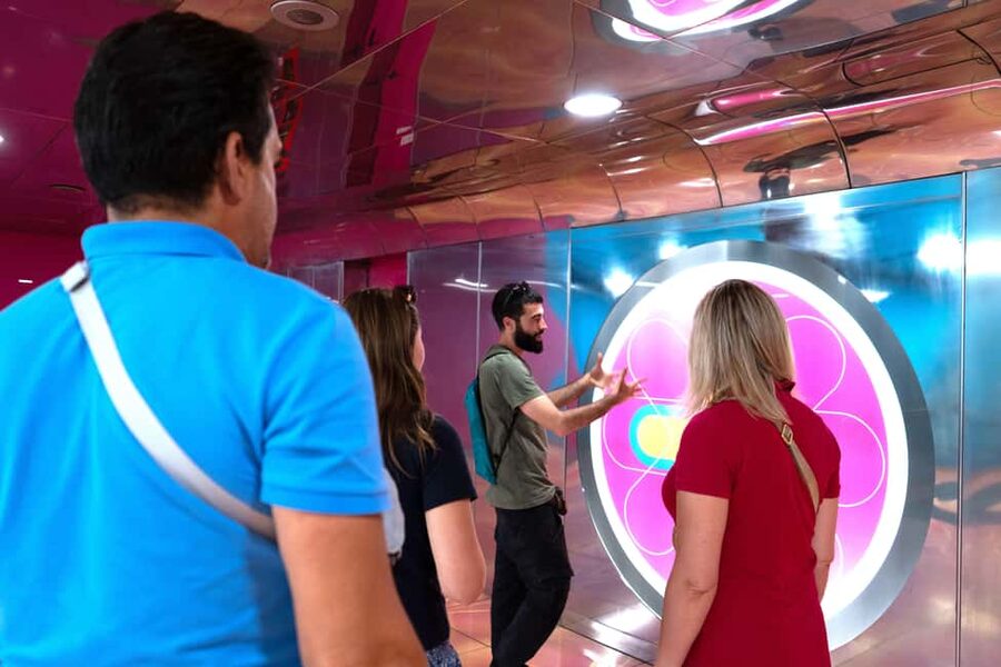 Naples Metro Tour with Metro Ticket 24h Included - Why this Naples Metro Tour works so well