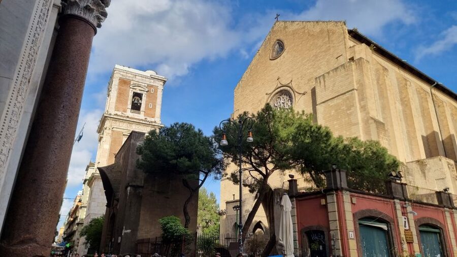 Naples: Monuments and Historic District Self-Guided Tour - Santa Chiara and the church stops that reward slow walking