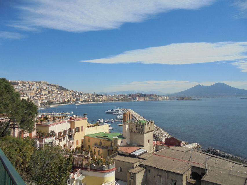 Naples: Naples, Pompeii, and Vesuvius Full-Day Tour - Naples First: Why This Route Makes Sense